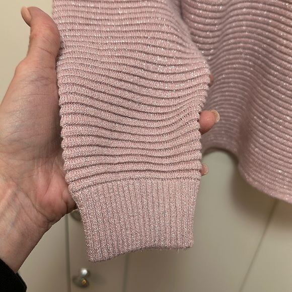 Pink Foil Pullover H&M Sz XS Like New! - Picture 3 of 3